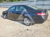 2010 Toyota CAMRY фото
