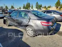 2010 Toyota CAMRY фото