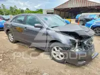 2010 Toyota CAMRY фото