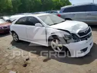 2010 Toyota CAMRY фото