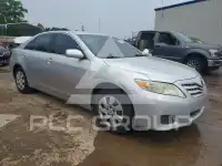 2010 Toyota CAMRY фото