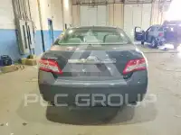 2010 Toyota CAMRY фото