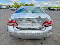 2010 Toyota CAMRY фото
