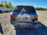 2010 Toyota Highlander photo
