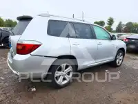 2010 Toyota Highlander фото