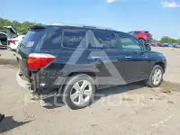 2010 Toyota Highlander photo