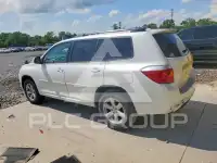 2010 Toyota Highlander фото
