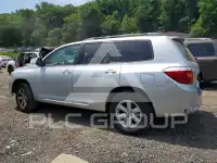 2010 Toyota Highlander photo
