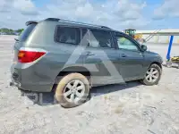 2010 Toyota Highlander photo