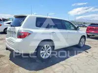 2010 Toyota Highlander photo