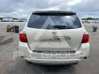 2010 Toyota Highlander photo
