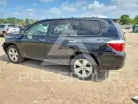 2010 Toyota Highlander photo