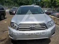 2010 Toyota Highlander photo