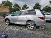 2010 Toyota Highlander photo
