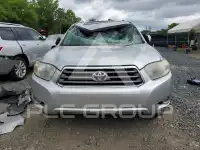 2010 Toyota Highlander photo