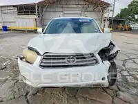 2010 Toyota Highlander фото