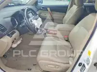 2010 Toyota Highlander photo
