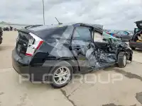 2010 Toyota PRIUS фото