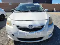 2010 Toyota YARIS фото
