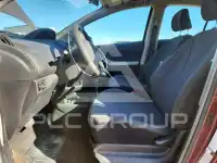 2010 Toyota YARIS фото