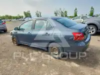 2010 Toyota YARIS фото