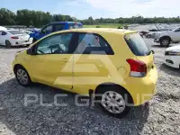 2010 Toyota YARIS фото
