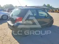 2010 Toyota YARIS фото