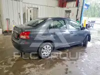 2010 Toyota YARIS photo
