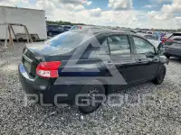 2010 Toyota YARIS фото