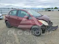 2010 Toyota YARIS фото
