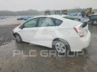 2010 Toyota PRIUS фото