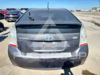 2010 Toyota PRIUS фото