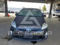2010 Toyota PRIUS фото