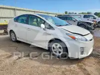 2010 Toyota PRIUS фото