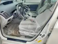 2010 Toyota PRIUS фото