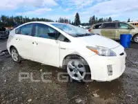 2010 Toyota PRIUS фото