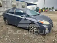 2010 Toyota PRIUS фото