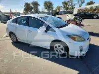 2010 Toyota PRIUS фото