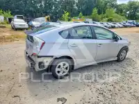2010 Toyota PRIUS фото