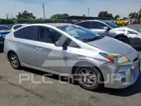 2010 Toyota PRIUS фото