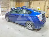 2010 Toyota PRIUS фото