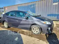 2010 Toyota PRIUS фото