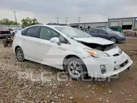 2010 Toyota PRIUS фото