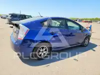 2010 Toyota PRIUS фото