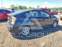 2010 Toyota PRIUS фото