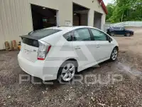 2010 Toyota PRIUS фото