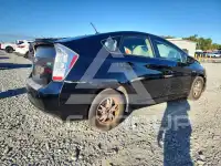 2010 Toyota PRIUS фото