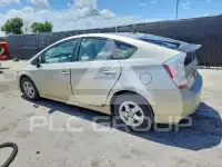 2010 Toyota PRIUS фото