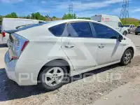 2010 Toyota PRIUS фото