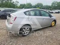 2010 Toyota PRIUS фото